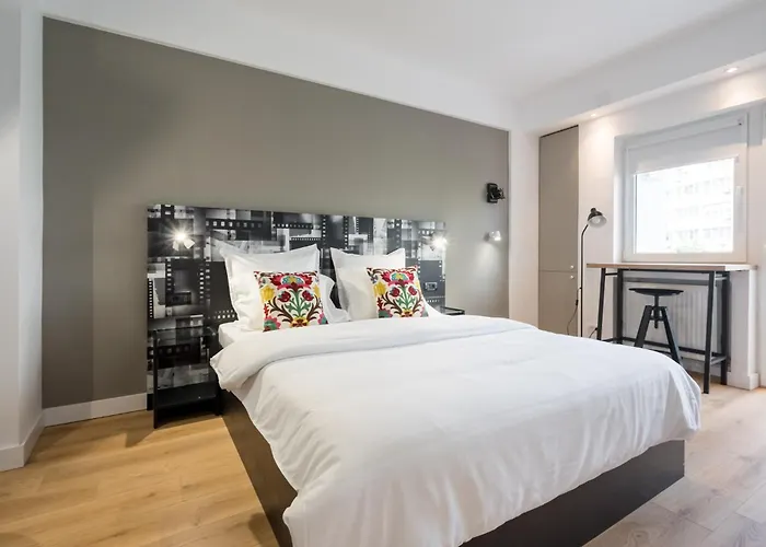 Cinema Union Apartment *